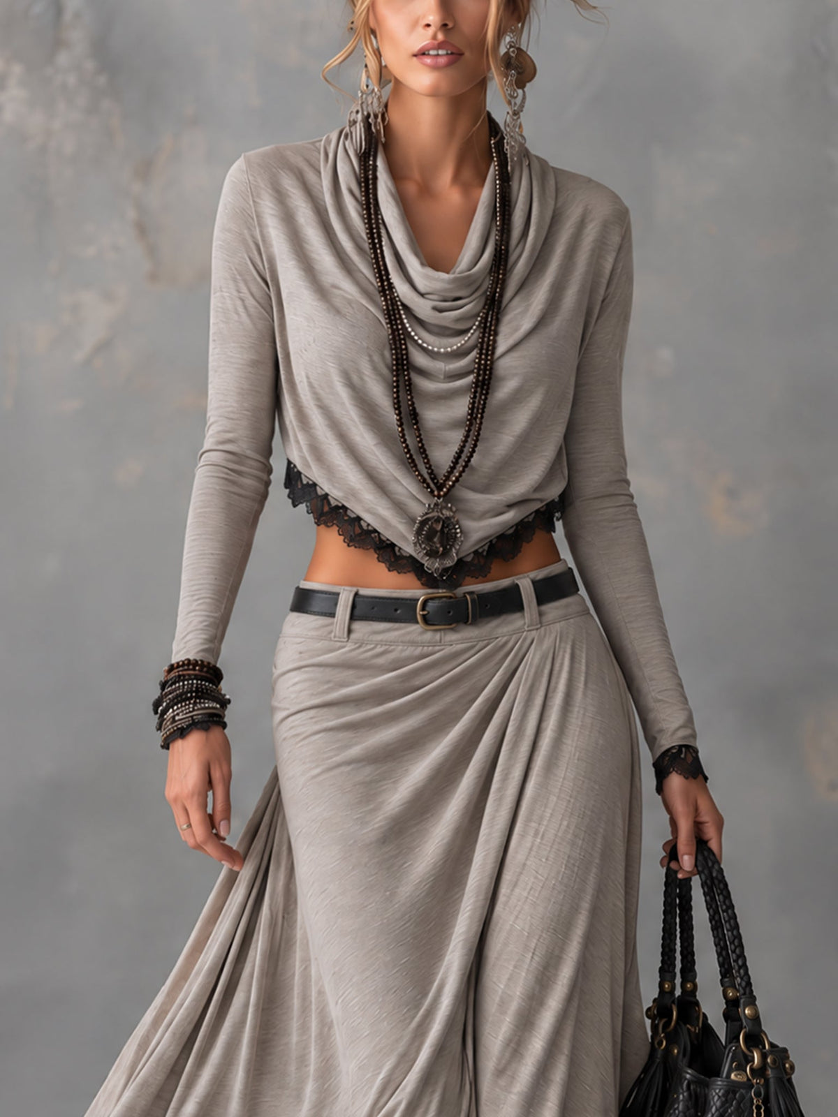 Noa | Completo di top corto elasticizzato con colletto drappeggiato grigio e gonna lunga con spacco (cintura inclusa)