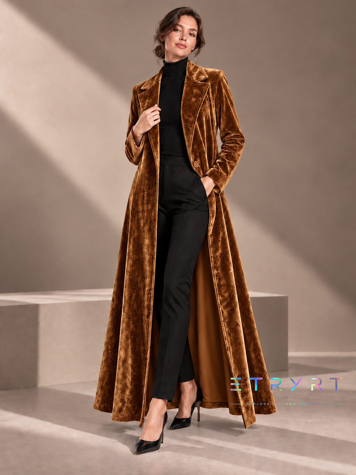 Beatrice | Cappotto ampio in velluto aperto