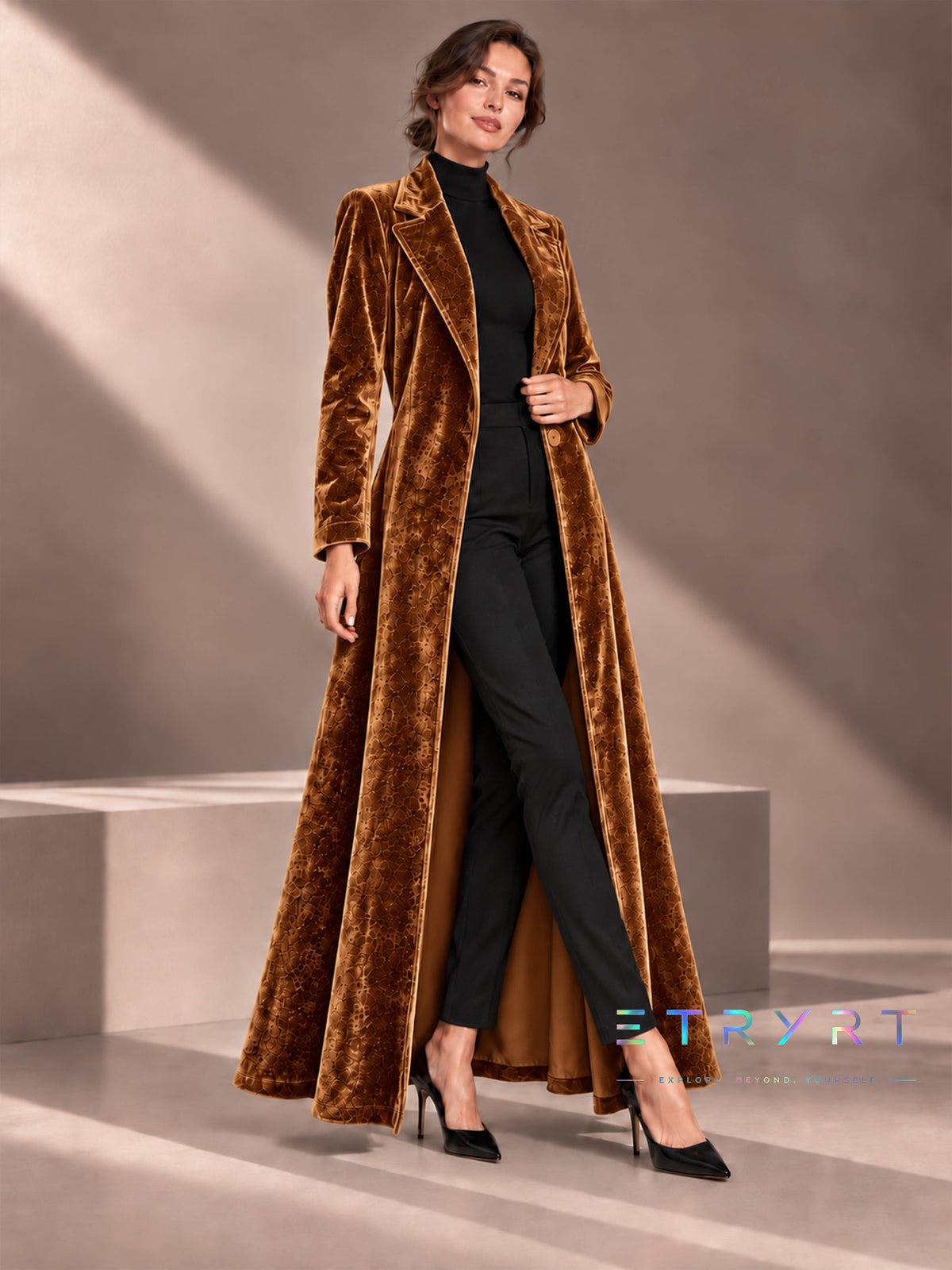 Beatrice | Cappotto ampio in velluto aperto