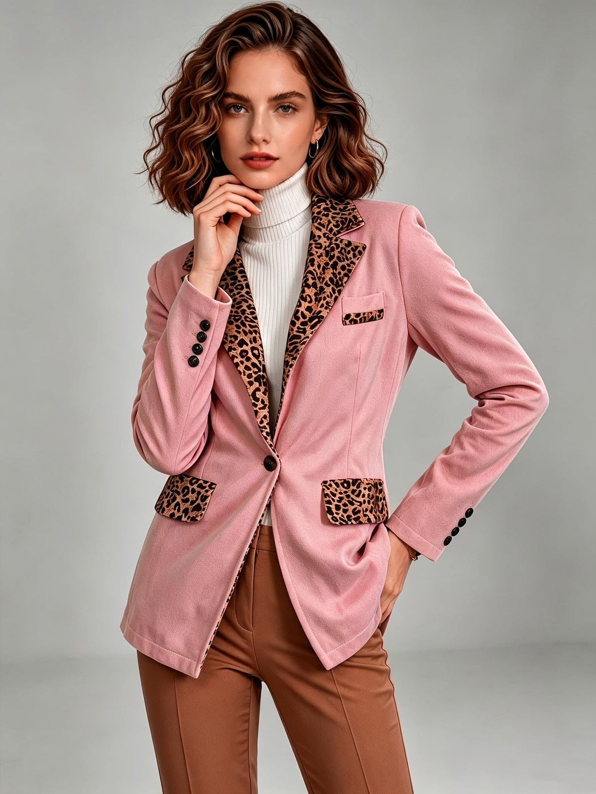 Clementine | Blazer aderente in velluto con dettagli leopardati