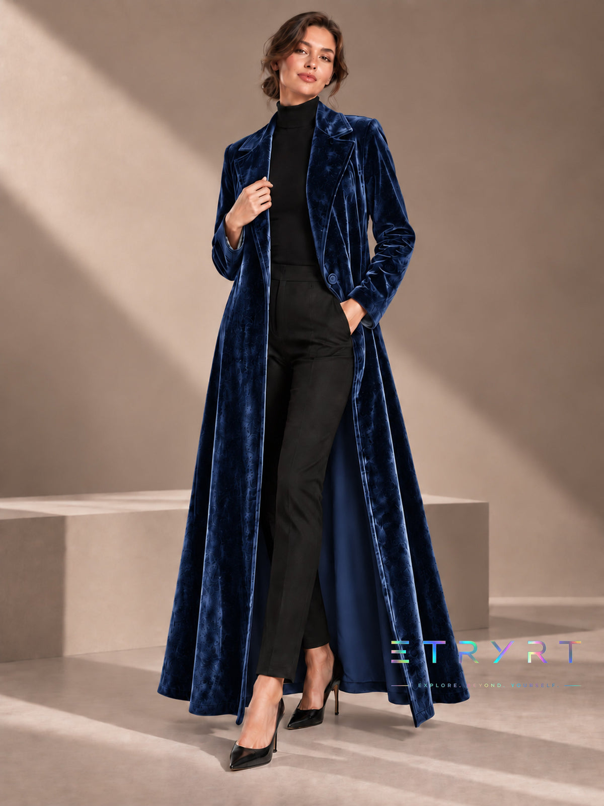 Beatrice | Cappotto ampio in velluto aperto