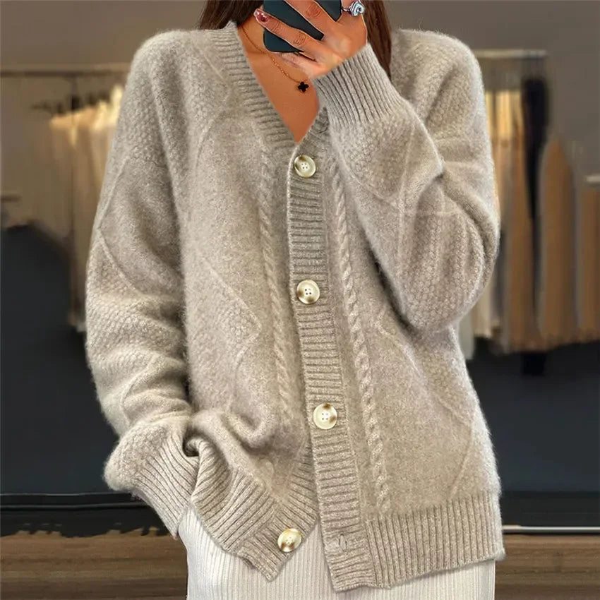 Cardigan Donna Lena – Cardigan Morbido con Bottoni e Maniche Lunghe Eleganti