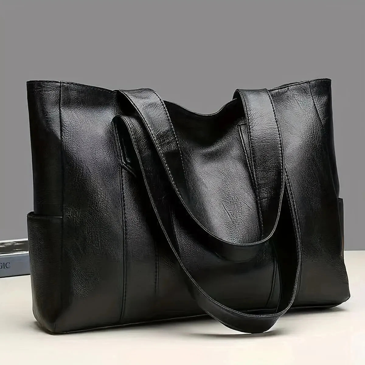 Lena | Classico Elegante Senza Tempo