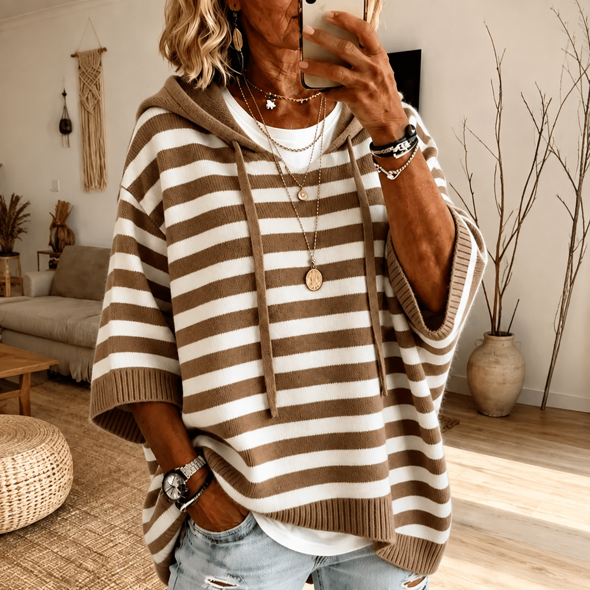 Mathilde – Poncho Sweater a Strisce Taupe