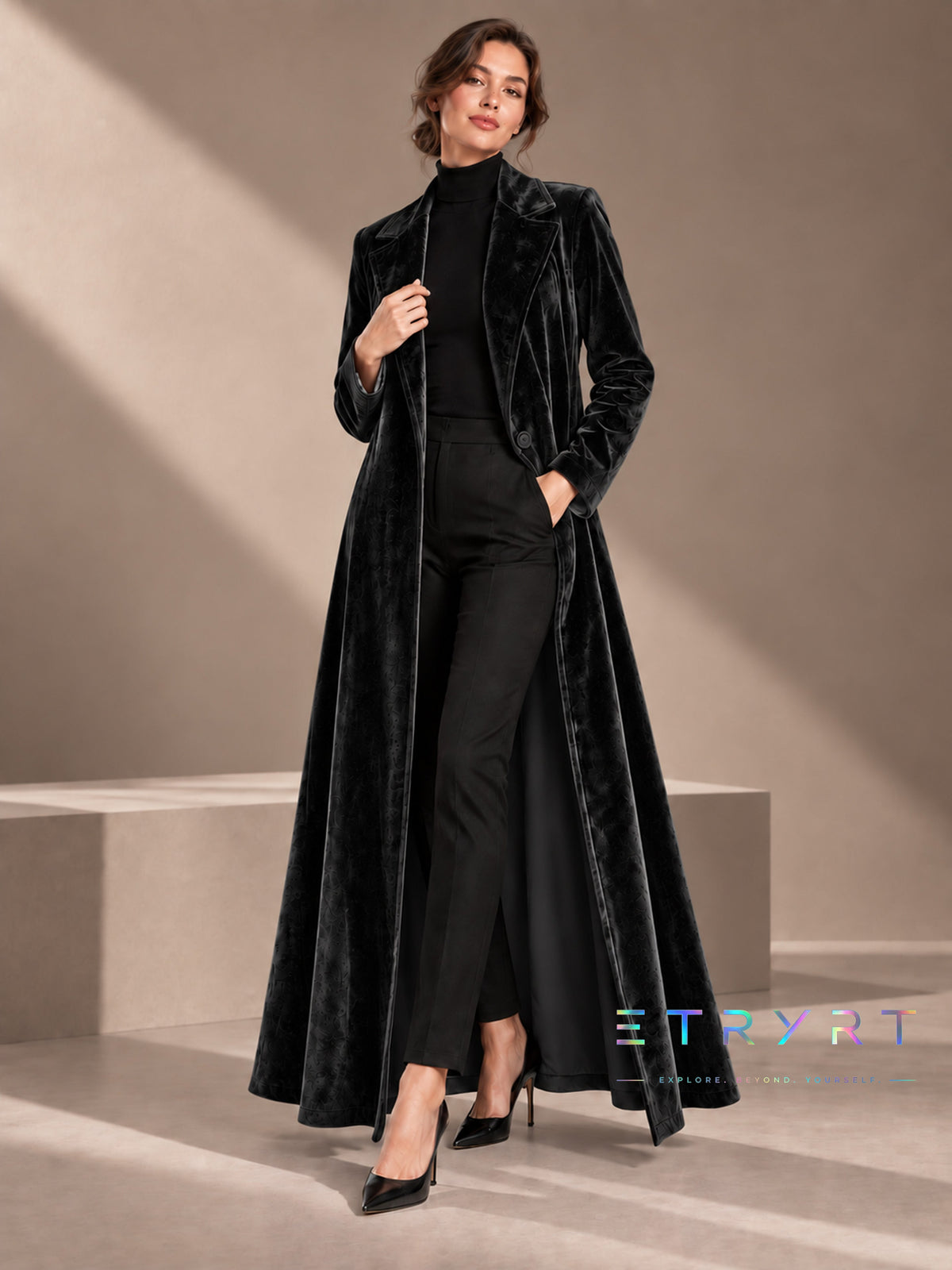 Beatrice | Cappotto ampio in velluto aperto