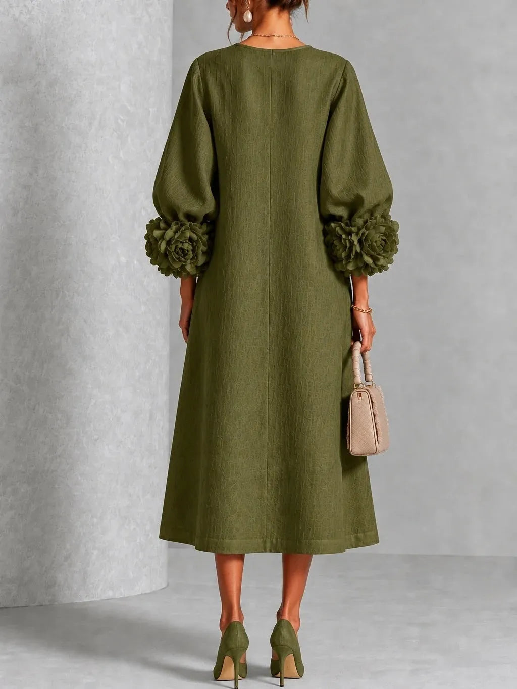 IVY | Abito Midi Floreale con Maniche a Cuffia a Rosa