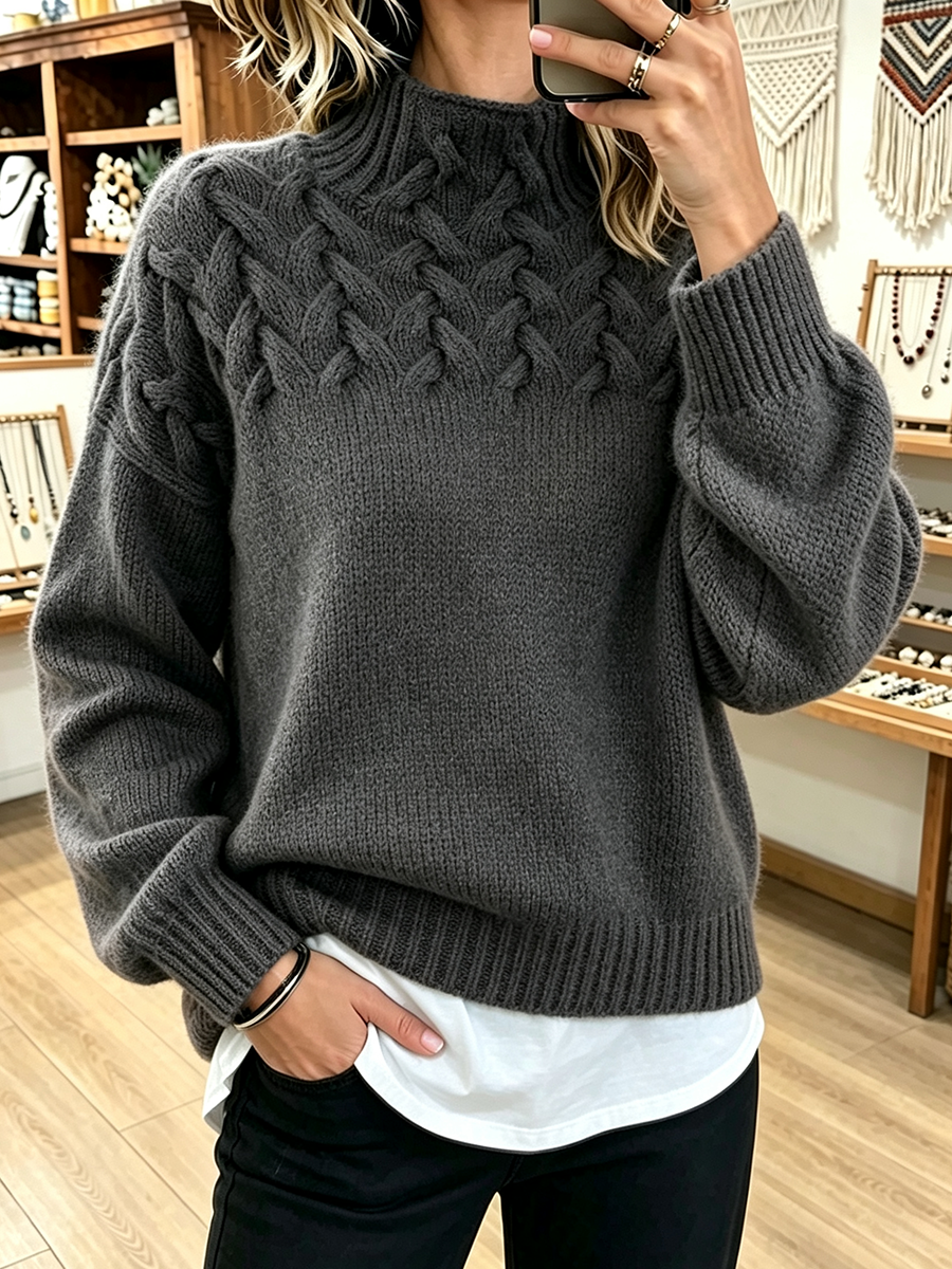 Amelia™ | Maglione a collo alto lavorato a maglia a treccia in stile basket
